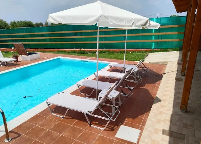 Maria Lemoni Swimming Pool Apartamento