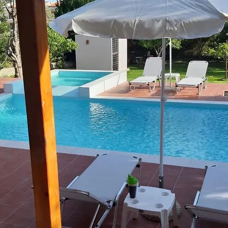 Maria Lemoni Swimming Pool Апартаменты Неа-Скиони
