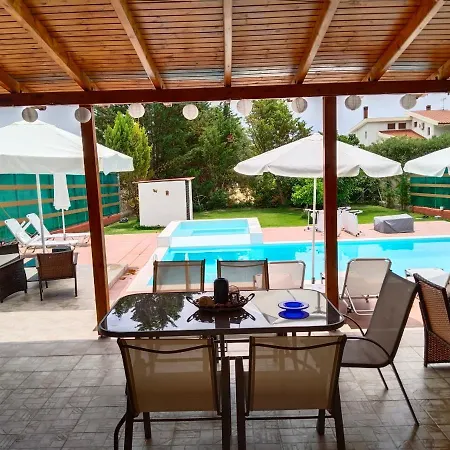 Maria Lemoni Swimming Pool Apartment *