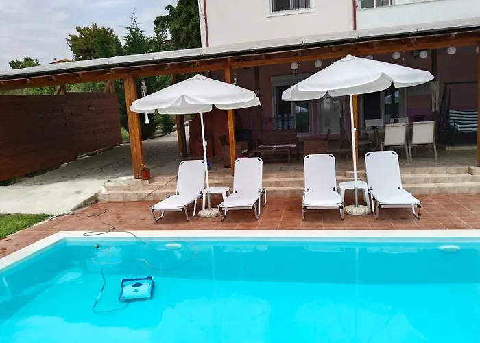شقة Maria Lemoni Swimming Pool